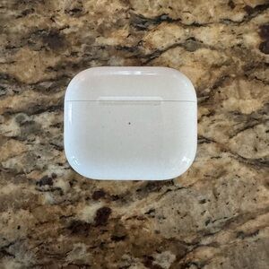 Gen 3 AirPods with Charging Case and silicone cover/case. (2 pairs total each)